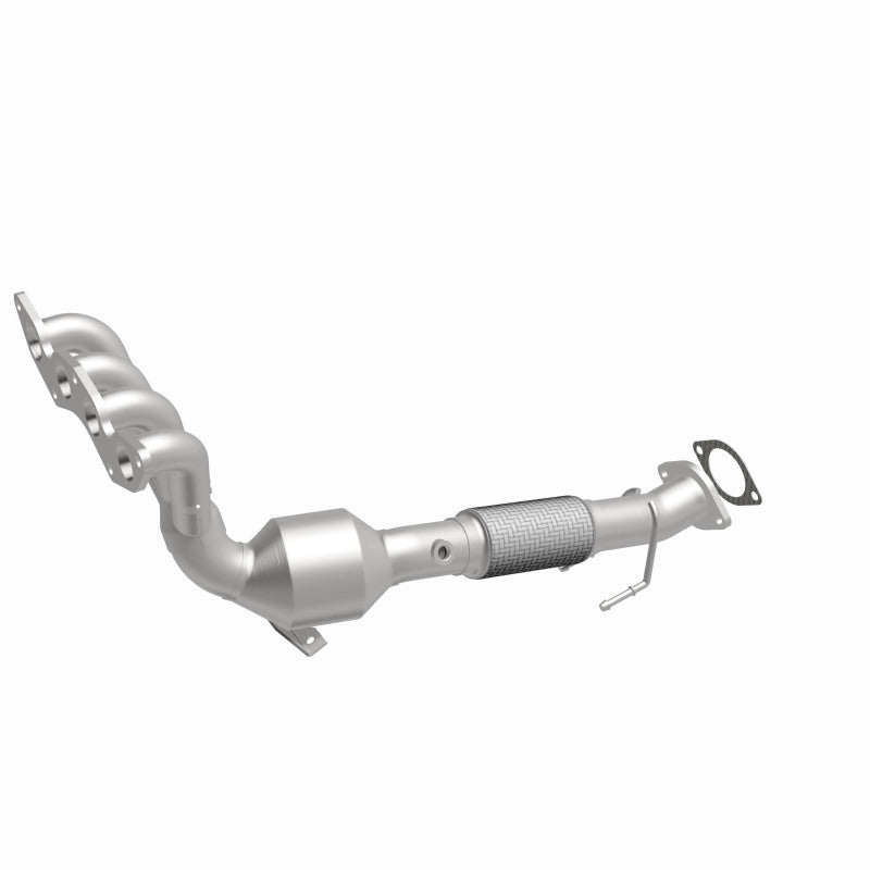 MagnaFlow Ford Focus OEM Grade Federal / EPA Compliant Manifold Catalytic Converter 51153 360 Degree Image Set