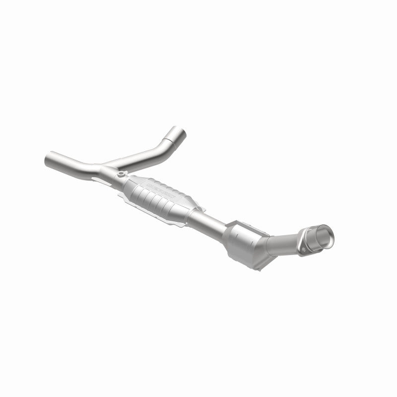 MagnaFlow Ford HM Grade Federal / EPA Compliant Direct-Fit Catalytic Converter 93151 360 Degree Image Set