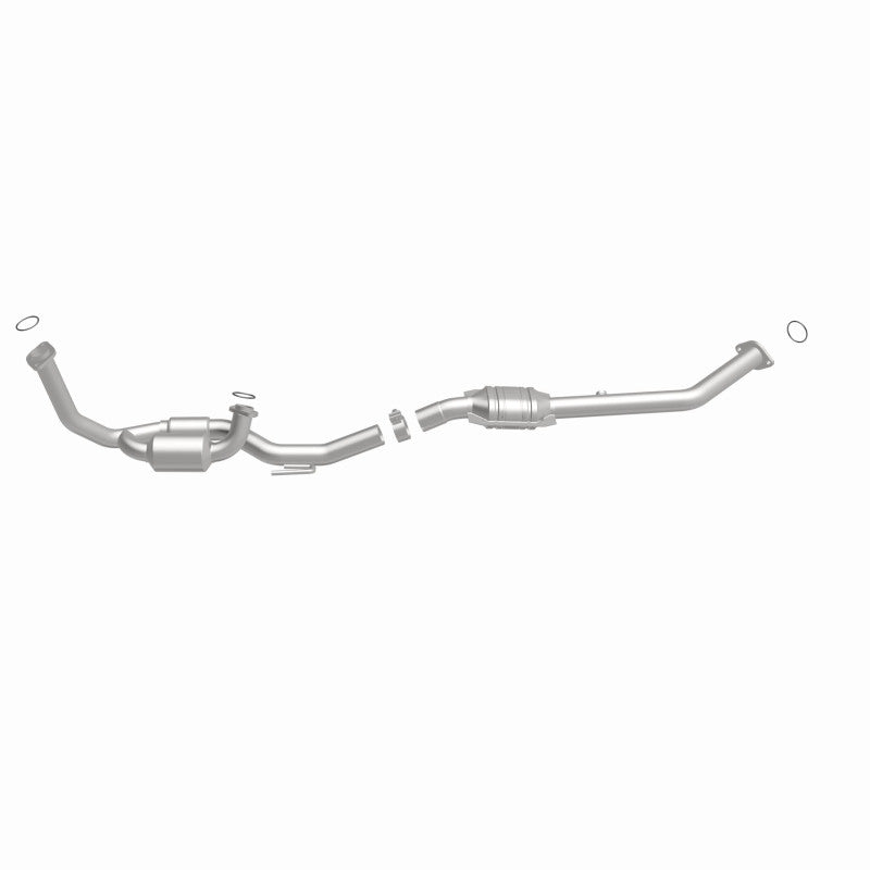 MagnaFlow Toyota Sienna OEM Grade Federal / EPA Compliant Direct-Fit Catalytic Converter 52457 360 Degree Image Set