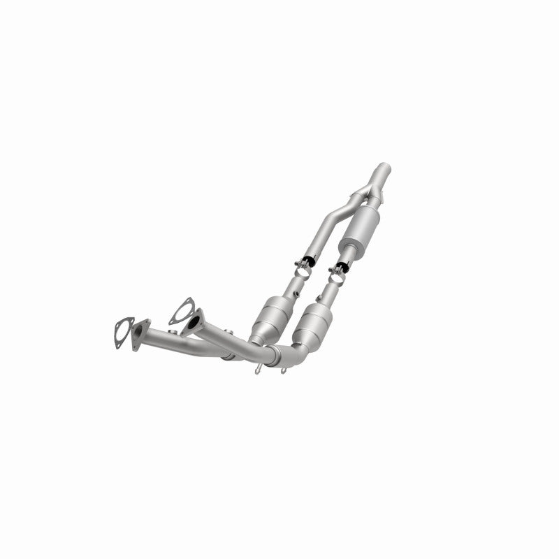 MagnaFlow Audi TT Quattro OEM Grade Federal / EPA Compliant Direct-Fit Catalytic Converter 49716 360 Degree Image Set