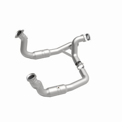 MagnaFlow Ford OEM Grade Federal / EPA Compliant Direct-Fit Catalytic Converter 52297 360 Degree Image Set