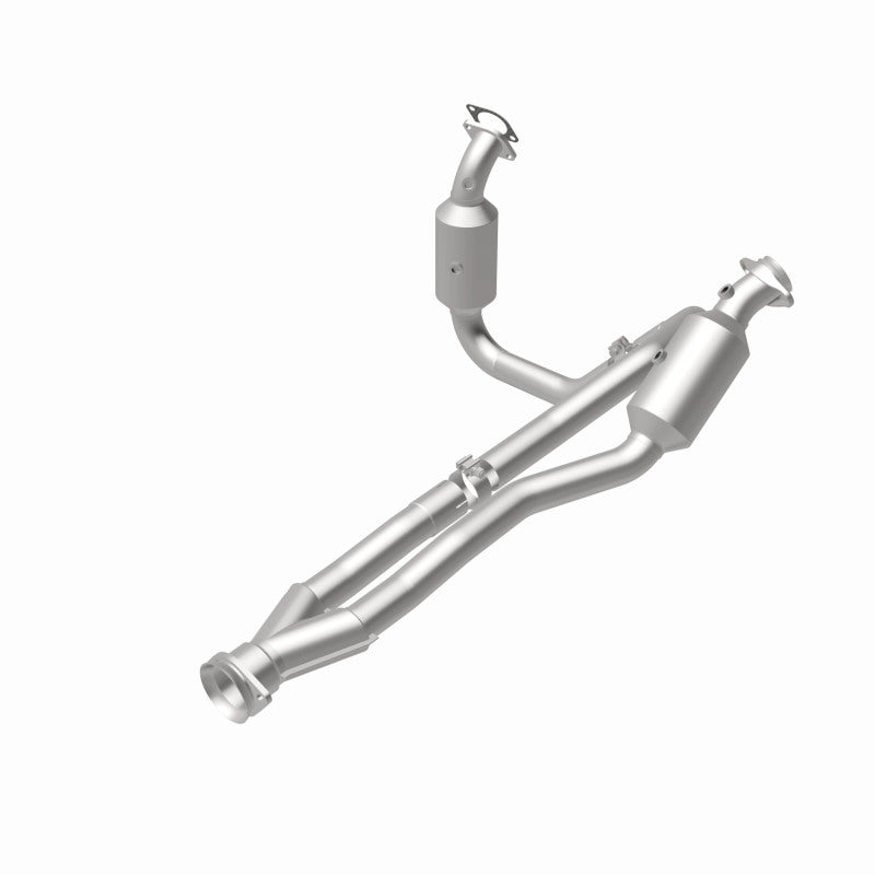 Magnaflow Conv DF 2015-2017 Transit-150 V6 3.5 OEM Underbody 21-710 21-710 360 Degree Image Set
