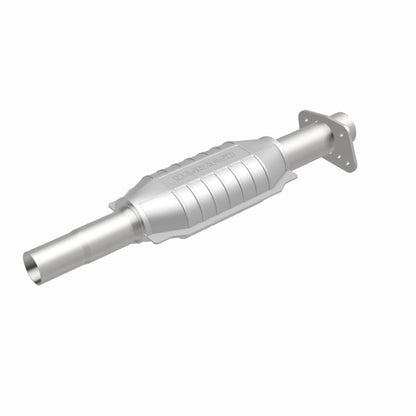 MagnaFlow Standard Grade Federal / EPA Compliant Direct-Fit Catalytic Converter 23475 360 Degree Image Set