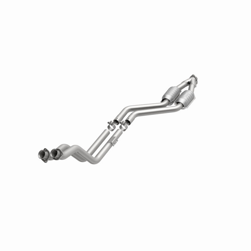 MagnaFlow Mercedes-Benz C220 Standard Grade Federal / EPA Compliant Direct-Fit Catalytic Converter 23578 360 Degree Image Set