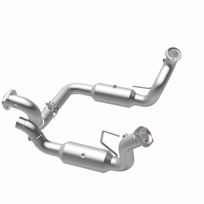 Magnaflow 20-22 Ford F-250 SD Single Underbody Direct Fit Cat Converter 280246 280246 360 Degree Image Set
