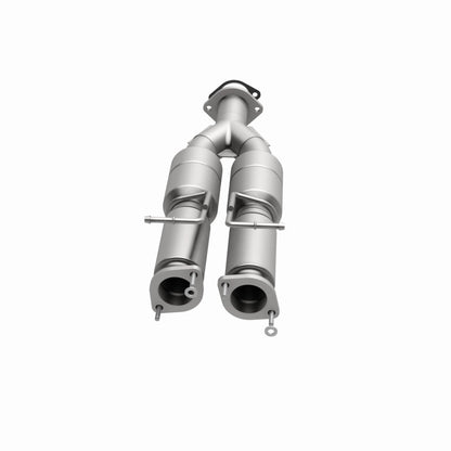 MagnaFlow Volvo XC90 HM Grade Federal / EPA Compliant Direct-Fit Catalytic Converter 24358 360 Degree Image Set