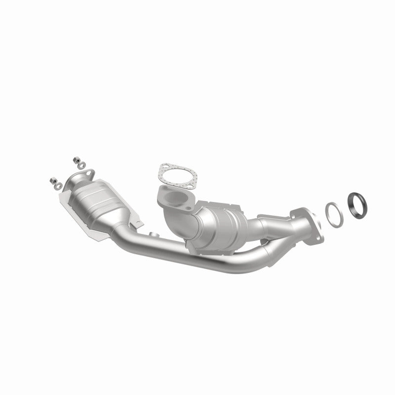 MagnaFlow Mitsubishi Montero HM Grade Federal / EPA Compliant Direct-Fit Catalytic Converter 24233 360 Degree Image Set