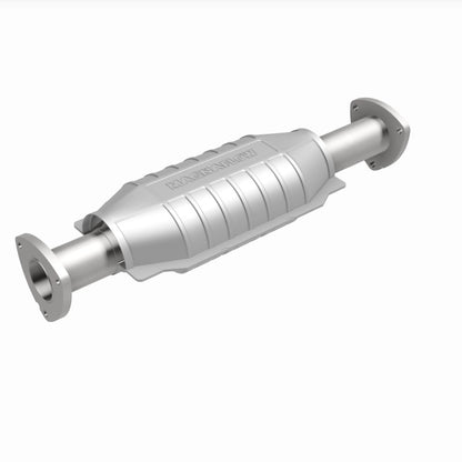 MagnaFlow Standard Grade Federal / EPA Compliant Direct-Fit Catalytic Converter 23482 360 Degree Image Set