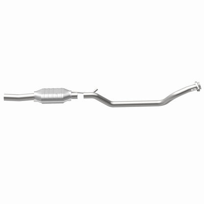MagnaFlow Ford Standard Grade Federal / EPA Compliant Direct-Fit Catalytic Converter 93301 360 Degree Image Set