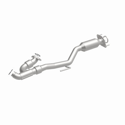 MagnaFlow Nissan Quest OEM Grade Federal / EPA Compliant Direct-Fit Catalytic Converter 52702 360 Degree Image Set