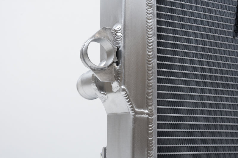 CSF 03-09 Lexus GX470 4.7L V8 / 03-09 Toyota 4Runner 4.7L V8 All Metal Radiator 7215 7215 Photo - Close Up