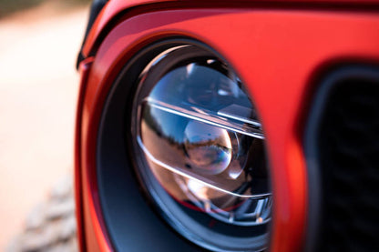 DV8 Offroad 2018+ Jeep Wrangler JL/Gladiator LED Projector Headlights HLCJL-01 HLCJL-01 Photo - Mounted