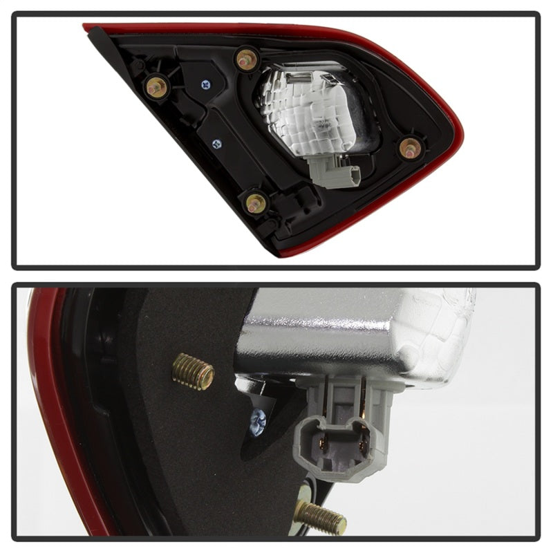 SPYDER xTune 16-18 Nissan Altima 4DR Passenger Side Tail Light - OEM Inner Right (ALT-JH-NA16-4D-OE-IR) 9943034 9943034 Photo - Unmounted