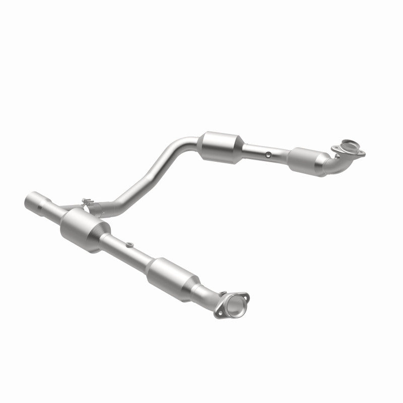MagnaFlow Ford California Grade CARB Compliant Direct-Fit Catalytic Converter 5582439 360 Degree Image Set