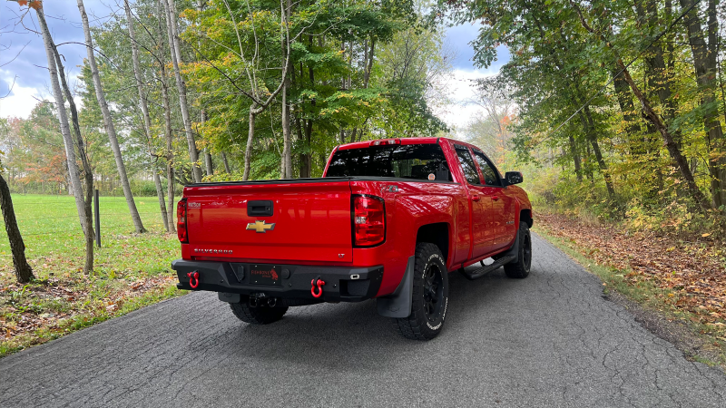 Fishbone Offroad 07-18 Chevrolet Silverado 1500/2500/3500 Double Cab Oval Side Steps -Black Textured FB21382 FB21382 Photo - lifestyle view