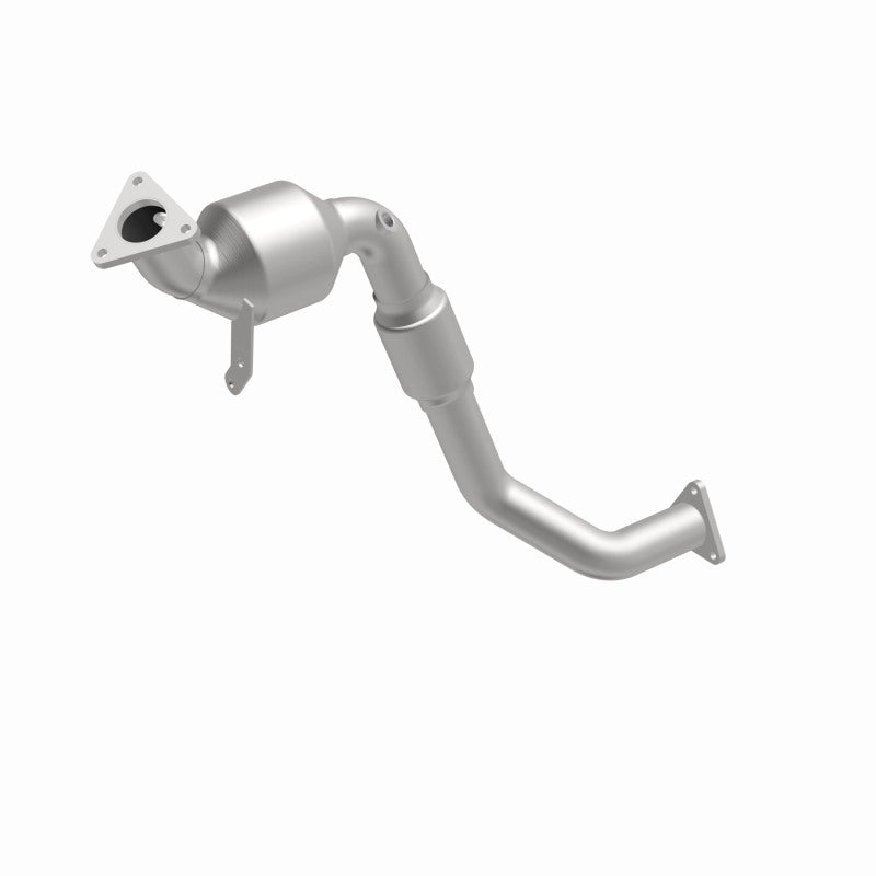 MagnaFlow OEM Grade Federal / EPA Compliant Direct-Fit Catalytic Converter 51947 360 Degree Image Set