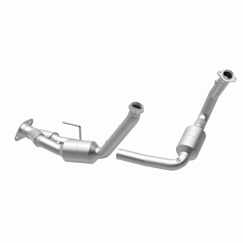 MagnaFlow Jeep OEM Grade Federal / EPA Compliant Direct-Fit Catalytic Converter 49709 360 Degree Image Set