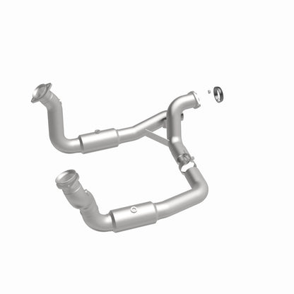 MagnaFlow Ford California Grade CARB Compliant Direct-Fit Catalytic Converter 5551297 360 Degree Image Set