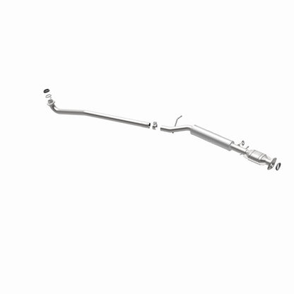 MagnaFlow Toyota Highlander OEM Grade Federal / EPA Compliant Direct-Fit Catalytic Converter 52336 360 Degree Image Set
