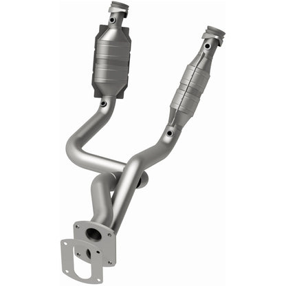 MagnaFlow Ford HM Grade Federal / EPA Compliant Direct-Fit Catalytic Converter 93103 Photo - out of package