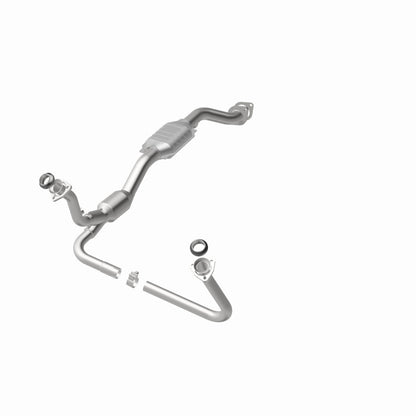 MagnaFlow Chevrolet Blazer HM Grade Federal / EPA Compliant Direct-Fit Catalytic Converter 23139 360 Degree Image Set