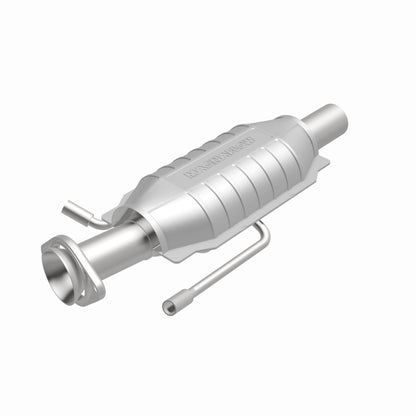 MagnaFlow Standard Grade Federal / EPA Compliant Direct-Fit Catalytic Converter 23349 360 Degree Image Set