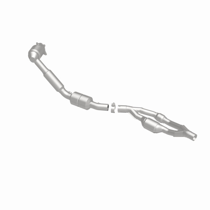 MagnaFlow Audi OEM Grade Federal / EPA Compliant Direct-Fit Catalytic Converter 49715 360 Degree Image Set