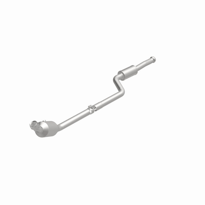 MagnaFlow Mercedes-Benz C300 OEM Grade Federal / EPA Compliant Direct-Fit Catalytic Converter 21-497 360 Degree Image Set