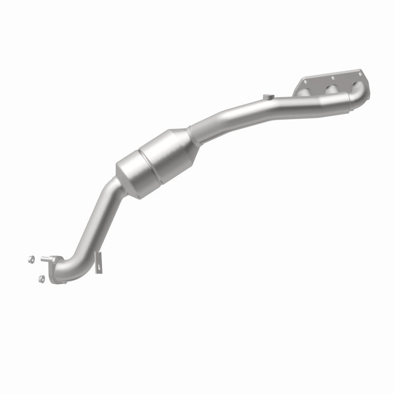 MagnaFlow Audi A8 Quattro OEM Grade Federal / EPA Compliant Manifold Catalytic Converter 51161 360 Degree Image Set