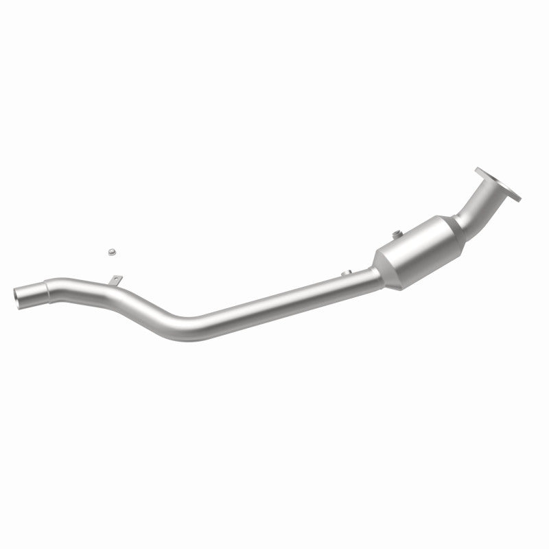 MagnaFlow HM Grade Federal / EPA Compliant Direct-Fit Catalytic Converter 26202 360 Degree Image Set