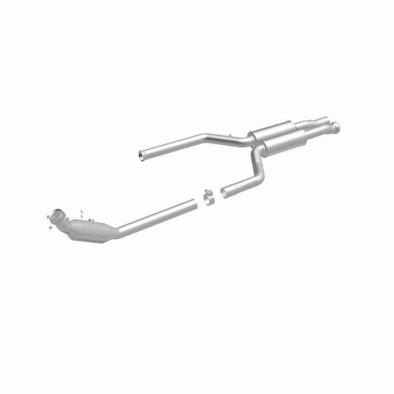 MagnaFlow Mercedes-Benz E400 OEM Grade Federal / EPA Compliant Direct-Fit Catalytic Converter 52996 360 Degree Image Set