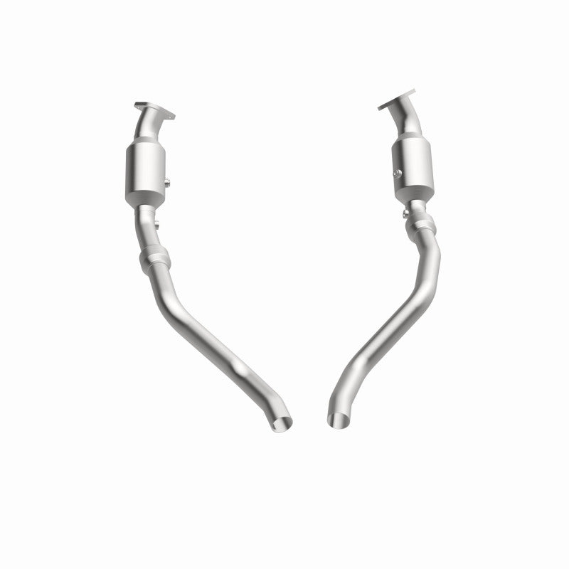 MagnaFlow Standard Grade Federal / EPA Compliant Direct-Fit Catalytic Converter 16421 360 Degree Image Set