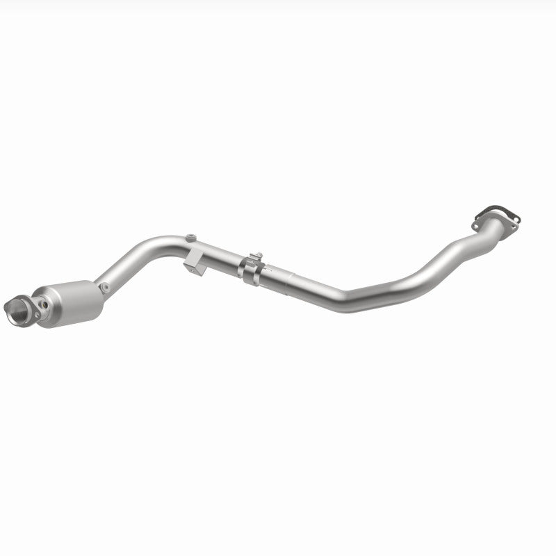 Magnaflow 05-06 Land Rover LR3 4.4L Direct Fit Converter 4651719 4651719 360 Degree Image Set