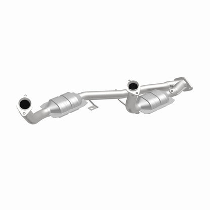 MagnaFlow Ford Windstar California Grade CARB Compliant Direct-Fit Catalytic Converter 4451381 360 Degree Image Set