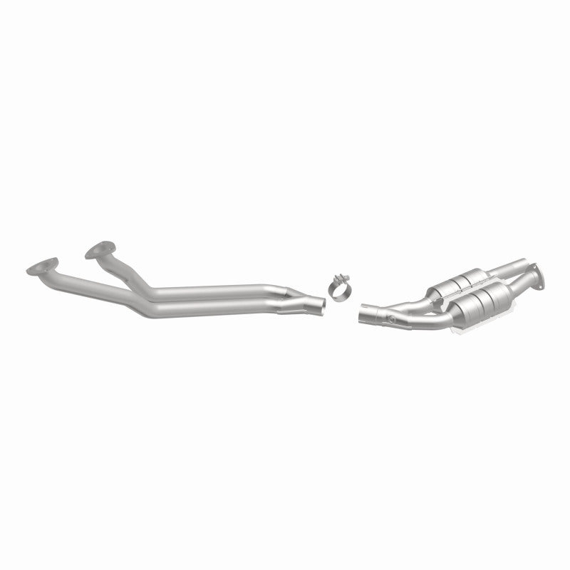 MagnaFlow BMW 525i Standard Grade Federal / EPA Compliant Direct-Fit Catalytic Converter 23808 360 Degree Image Set