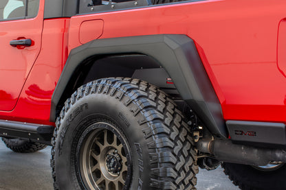 DV8 Offroad 2019+ Jeep Gladiator Armor Fenders FDGL-02 FDGL-02 Photo - Mounted