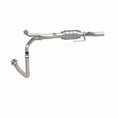 MagnaFlow Dodge OEM Grade Federal / EPA Compliant Direct-Fit Catalytic Converter 51558 360 Degree Image Set