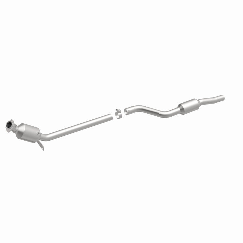 MagnaFlow Mercedes-Benz OEM Grade Federal / EPA Compliant Direct-Fit Catalytic Converter 21-448 360 Degree Image Set