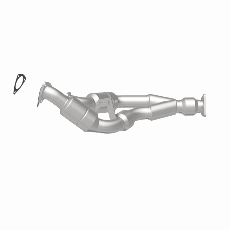 MagnaFlow OEM Grade Federal / EPA Compliant Direct-Fit Catalytic Converter 51499 360 Degree Image Set