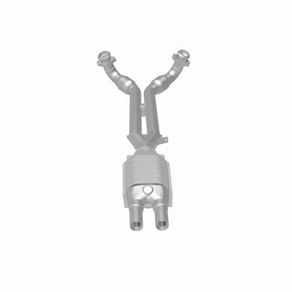 MagnaFlow Alfa Romeo Standard Grade Federal / EPA Compliant Direct-Fit Catalytic Converter 23097 360 Degree Image Set