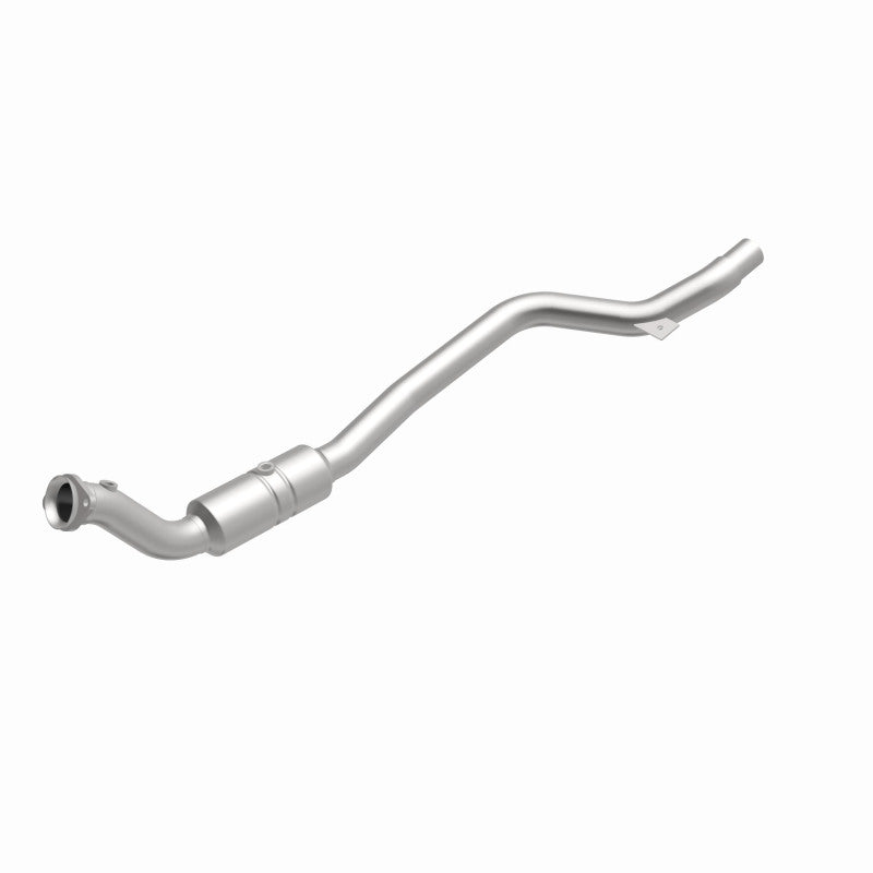 MagnaFlow OEM Grade Federal / EPA Compliant Direct-Fit Catalytic Converter 52100 360 Degree Image Set