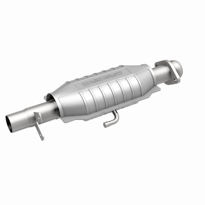 MagnaFlow Standard Grade Federal / EPA Compliant Direct-Fit Catalytic Converter 23439 360 Degree Image Set
