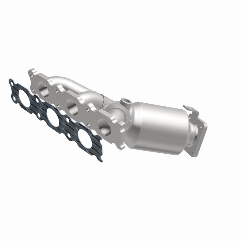 MagnaFlow Volvo XC90 OEM Grade Federal / EPA Compliant Manifold Catalytic Converter 52131 360 Degree Image Set