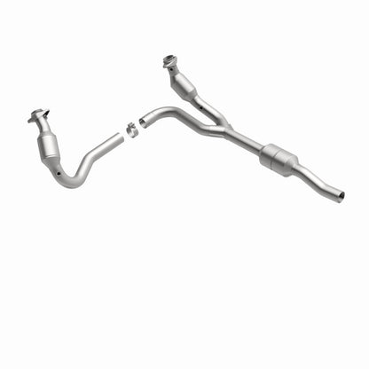MagnaFlow Dodge Ram 1500 HM Grade Federal / EPA Compliant Direct-Fit Catalytic Converter 24421 360 Degree Image Set