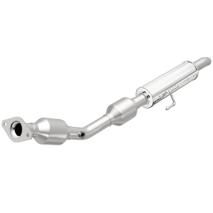 MagnaFlow Toyota Yaris OEM Grade Federal / EPA Compliant Direct-Fit Catalytic Converter 49470 Photo - Primary