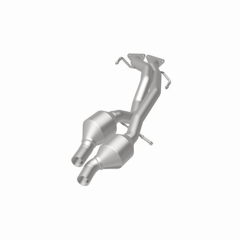 MagnaFlow OEM Grade Federal / EPA Compliant Direct-Fit Catalytic Converter 51957 360 Degree Image Set