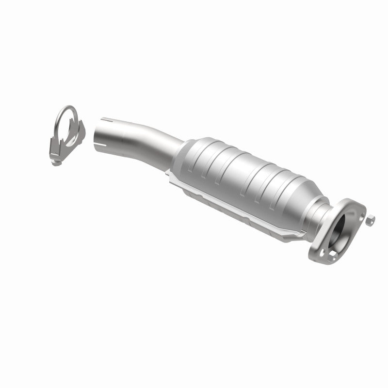 MagnaFlow Toyota Sienna OEM Grade Federal / EPA Compliant Direct-Fit Catalytic Converter 49099 360 Degree Image Set