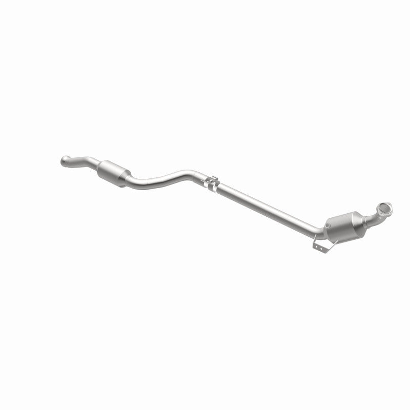 MagnaFlow Mercedes-Benz GLK350 OEM Grade Federal / EPA Compliant Direct-Fit Catalytic Converter 21-439 360 Degree Image Set
