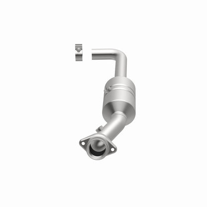 MagnaFlow Ford F-150 OEM Grade Federal / EPA Compliant Direct-Fit Catalytic Converter 52157 360 Degree Image Set