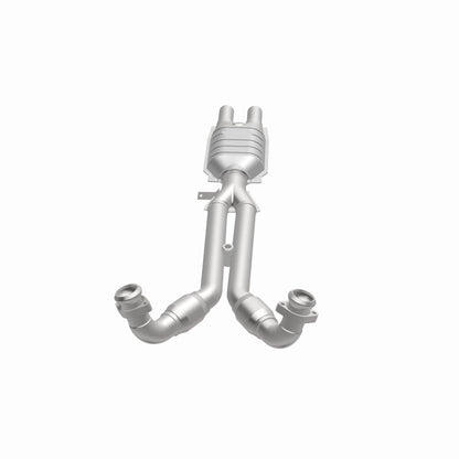 MagnaFlow Alfa Romeo Standard Grade Federal / EPA Compliant Direct-Fit Catalytic Converter 23097 360 Degree Image Set